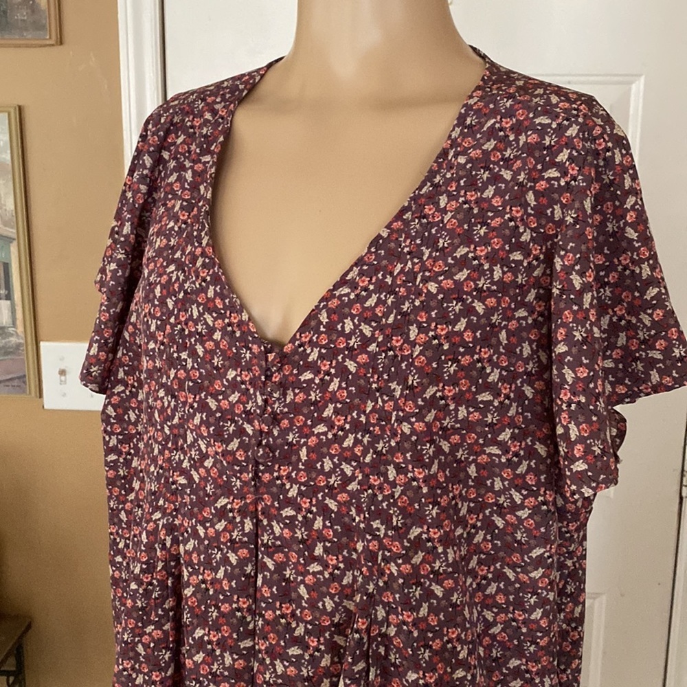 Torrid top - Picture 2 of 6